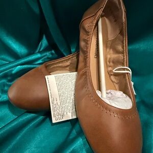 Amazon Essentials Brown Belice Flats
